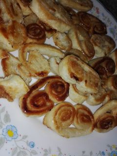 Una foto de Palmeritas con masa de tarta!!!😋😋