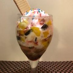 Rainbow Sundae A picture of Rainbow Sundae.