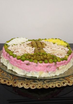 عکسی از دستور سالاد الویه قالبی