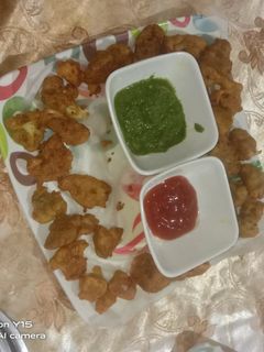 गोभी के पकौड़े (gobi ke pakode recipe in Hindi) रेसिपी मुख्य फोटो