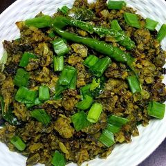 A picture of Alu vadi dry sabji / patra recipe.