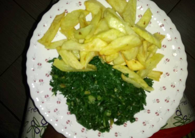 Steps to Prepare Award-winning Home made fries &amp; spinach