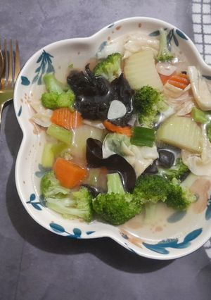 Foto resep Sup Brokoli Hangat