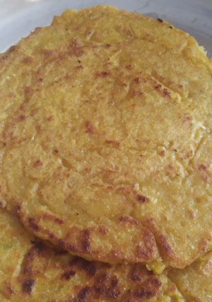 मक्की का पराठा (Makki ka paratha recipe in hindi) रेसिपी मुख्य फोटो
