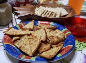 Una foto de Nachos de harina de almendras