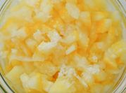 A picture of fruit salt