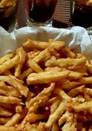 A picture of French fries.
