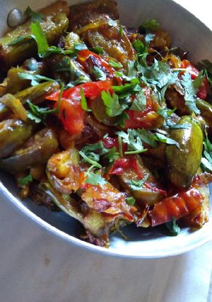 आलू बैगन फ्राई (Aloo baingan fry recipe in hindi) रेसिपी मुख्य फोटो