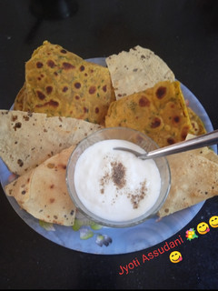 A picture of Wheat flour onion Paratha.