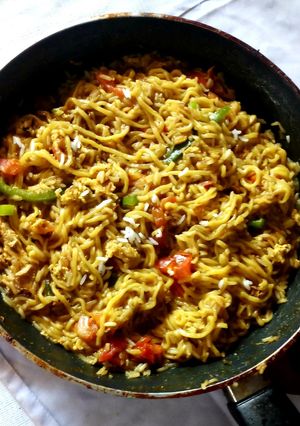 A picture of Noodles fried rice.