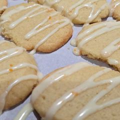 A picture of Orange Ginger Cookies.