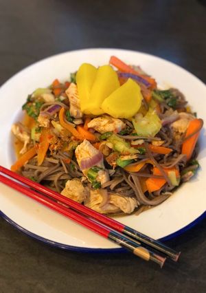 A picture of Gai Pad Prik Soba (Thai / Japanese chicken fusion).