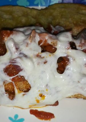 A picture of Pepperoni Mozarella Melt.
