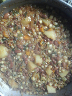 A picture of Githeri with vagetables #localfoodcontest_mombasa.