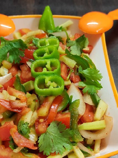 સલાડ(Salad Recipe in Gujarati) રેસીપી મુખ્ય ફોટો