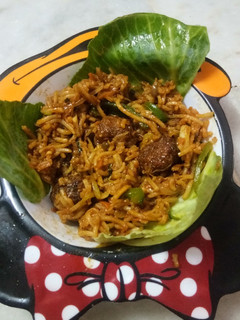 ચાઈનીઝ ભેળ (Chinese Bhel Recipe In Gujarati) રેસીપી મુખ્ય ફોટો
