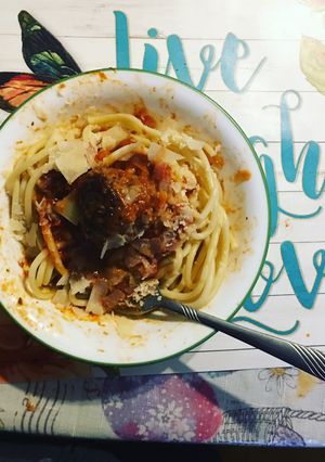 A picture of Spaghetti and Meatballs.