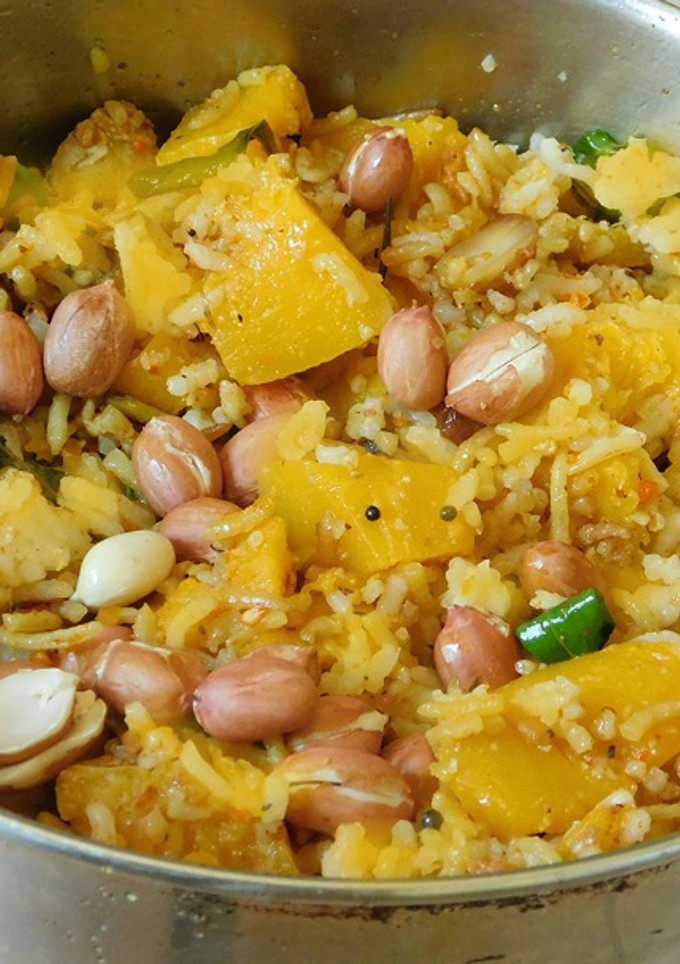 பட்டர்நட் ஸ்குவாஷ் (butternut squash) புலவ் (Butternut squash pulaov Recipe in Tamil) செய்முறை முக்கிய புகைப்படம்
