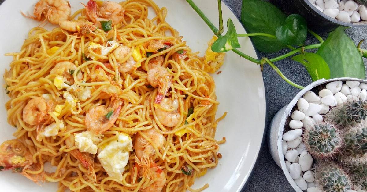 Resep Mie Goreng Udang Oleh Ratih Permatasari - Cookpad