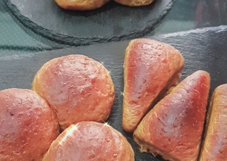 Ampas Tarigu / Ambonese Brown sugar and Coconut Bun