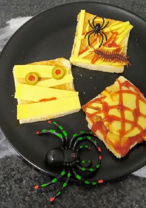 Una foto de Tostadas tenebrosas