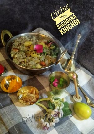 शिवरात्रि भोग साबूदाना खिचड़ीShivratri bhog sabudana khichdi in hindi) रेसिपी मुख्य फोटो