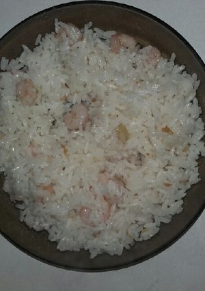 Una foto de Arroz con gambas