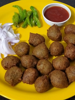 દાળવડા (Dalvada Recipe In Gujarati) રેસીપી મુખ્ય ફોટો