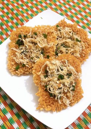 Hình của món Cơm cháy.