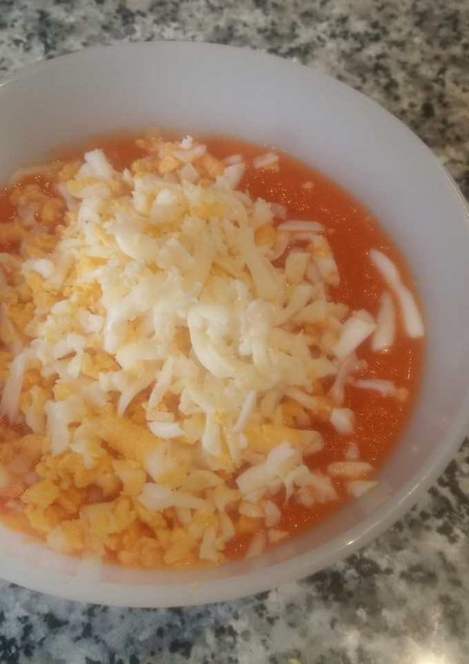 Una foto de Salmorejo o crema de manzana (fría)