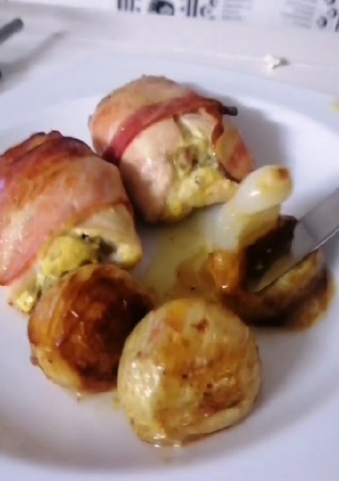 Una foto de Paquetitos de pollo y bacon🥓