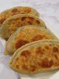 Fried Chives Pockets
