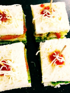 A picture of Veg cheese sandwich.
