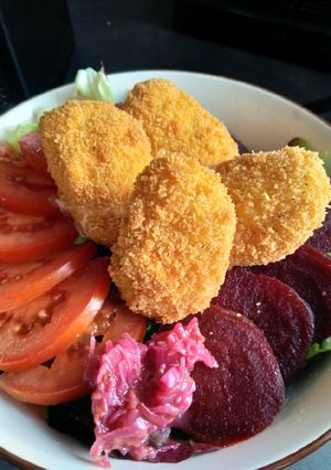 Une photo de Salade mozza panée