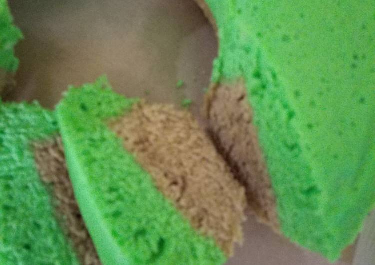 Bolu pelangi, kopi luwak Vs Pandan