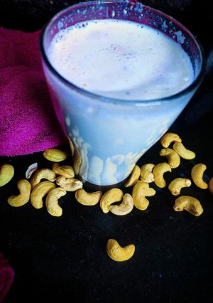 A picture of Kaju milk sarbat.