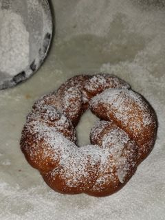 A picture of Chumie's Donuts.