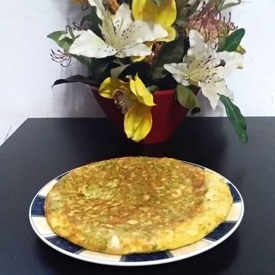 Tortilla de brócoli rellena de queso Receta de Amparo - Cookpad