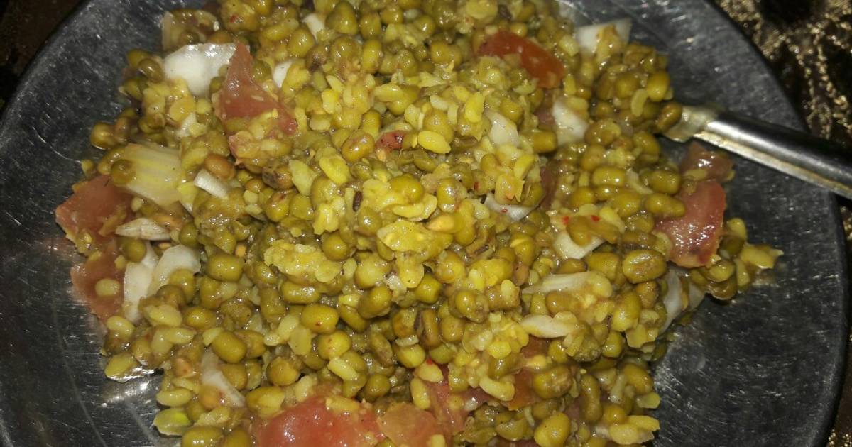 Healthy moong dal chat Recipe by Disha Arora(Selfi Queen) - Cookpad