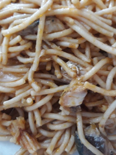 A picture of Spagetti with sardine.