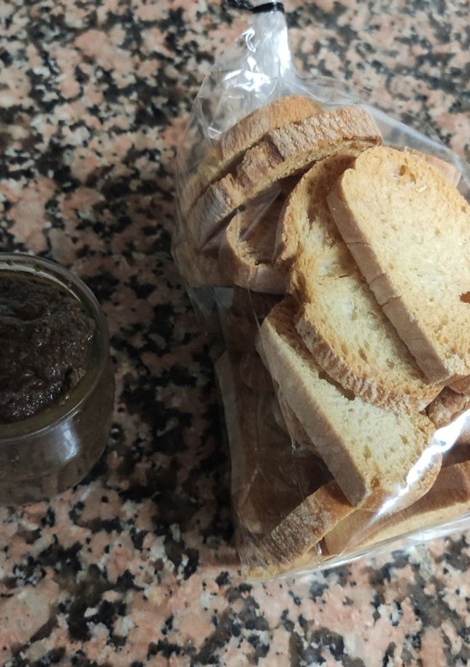 Una foto de Paté de aceitunas (olivada)
