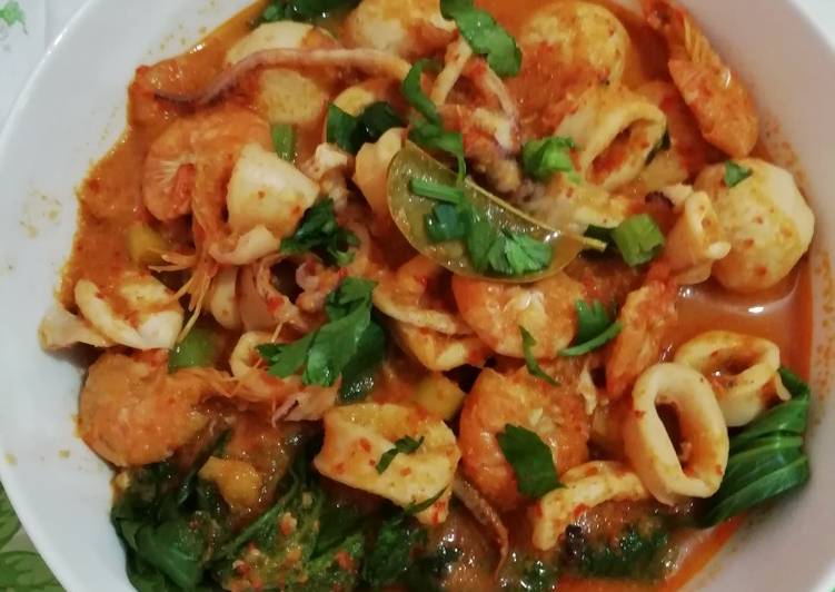 Resep Tomyam seafood | Cara Buat Tomyam seafood Yang Paling Enak