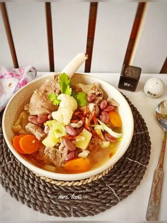 Langkah Mudah untuk Membikin Resep Sup Brenebon Tulang Sapi khas Manado yang Lezat Anti Ribet, Lezat