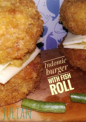 Foto resep Indomie burger with fishroll #Kookpaderjabodetabek #IR_MieInstan