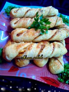 صورة لوصفة اصابع البيتزا الملفوفة🍕🍴