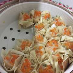 A picture of Siomay.