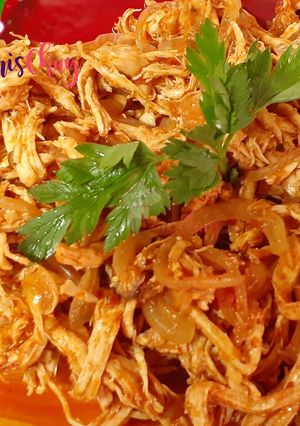 Una foto de Tinga de pollo