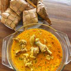 Kari Ayam Khas Ketupat Lebaran রেসিপির প্রধান ছবি