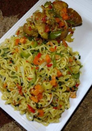 A picture of Fried indomie.
