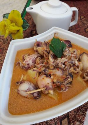 Foto resep Gulai cumi isi tahu telur